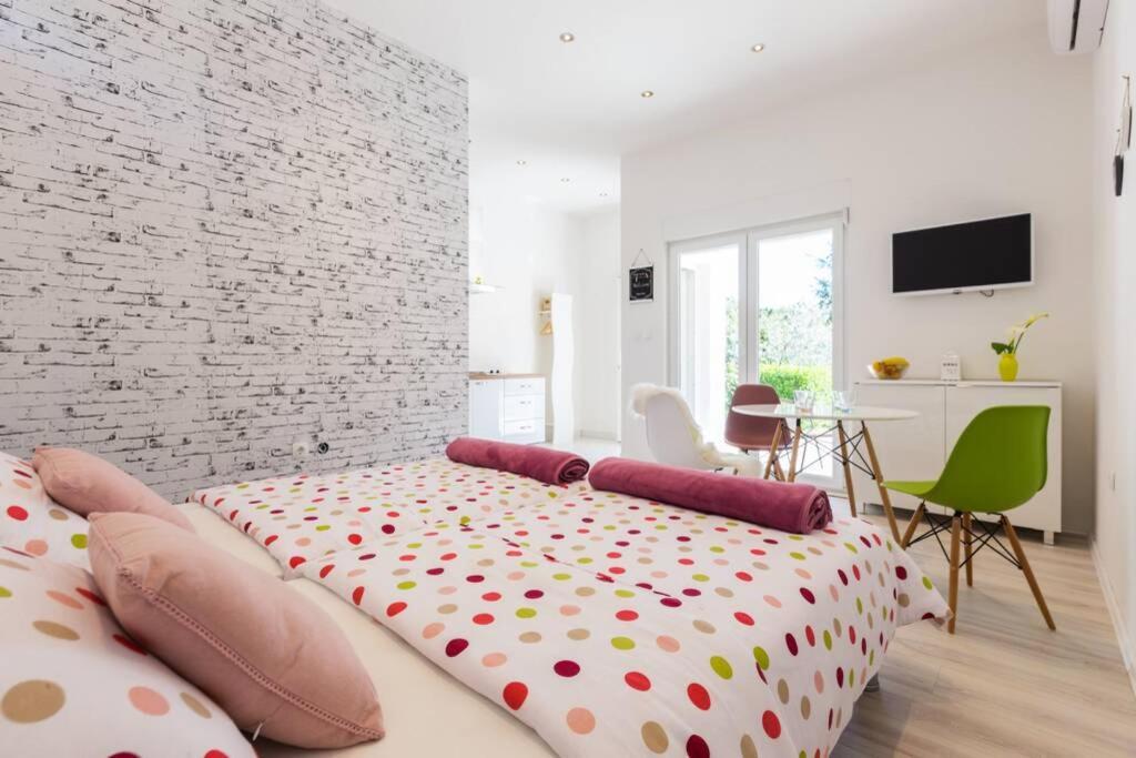 Candy Ap.-Near Center,Bus,Beach+Free Parking Place Zadar Zewnętrze zdjęcie