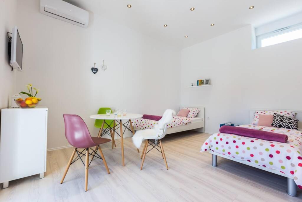 Candy Ap.-Near Center,Bus,Beach+Free Parking Place Zadar Zewnętrze zdjęcie