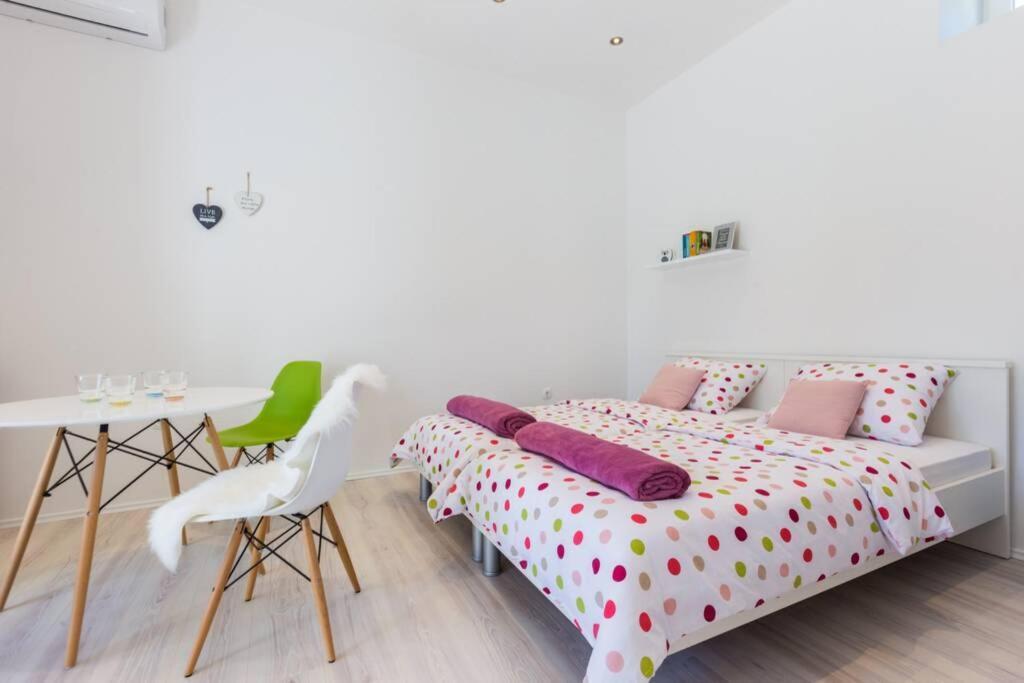 Candy Ap.-Near Center,Bus,Beach+Free Parking Place Zadar Zewnętrze zdjęcie
