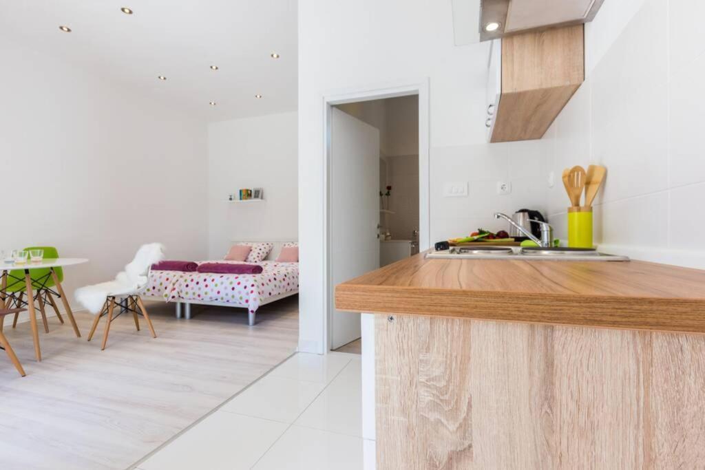 Candy Ap.-Near Center,Bus,Beach+Free Parking Place Zadar Zewnętrze zdjęcie